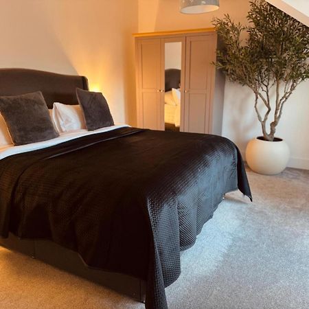 Lola'S Loft With Lake Views - Central Bowness - Pet Friendly Eksteriør billede