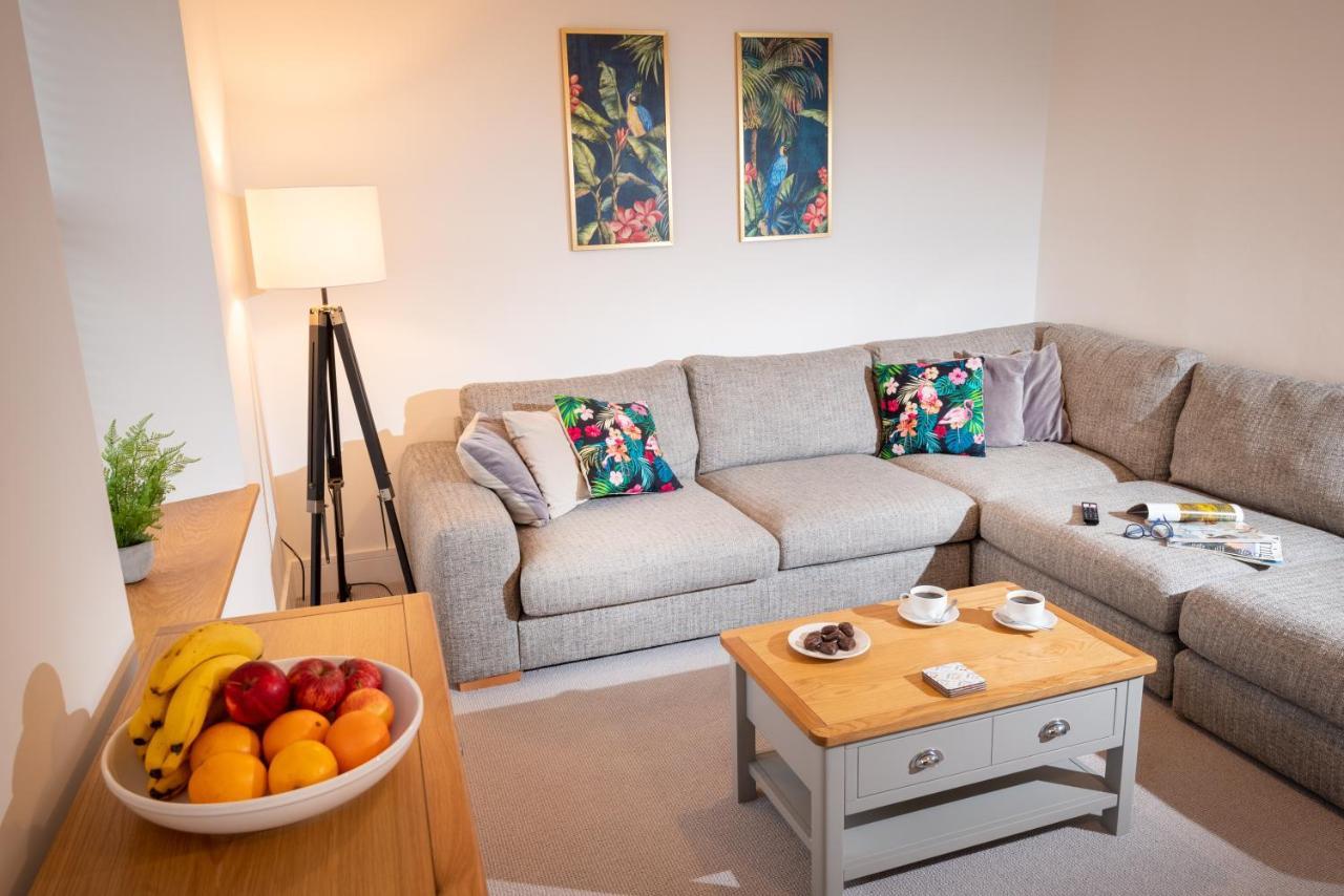 Lola'S Loft With Lake Views - Central Bowness - Pet Friendly Eksteriør billede