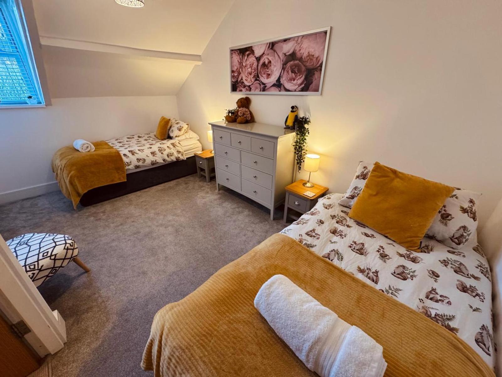 Lola'S Loft With Lake Views - Central Bowness - Pet Friendly Eksteriør billede